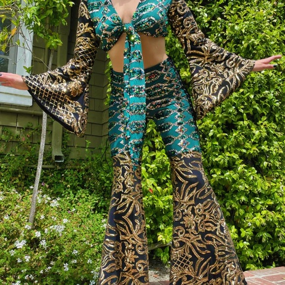 ISO- looking for these bottoms - Picture 3 of 3